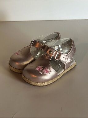 UGG Emmery
Sandal 'Rose Gold Metallic'